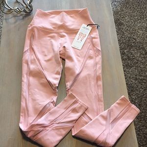 Alo Yoga High Waist Laced Legging